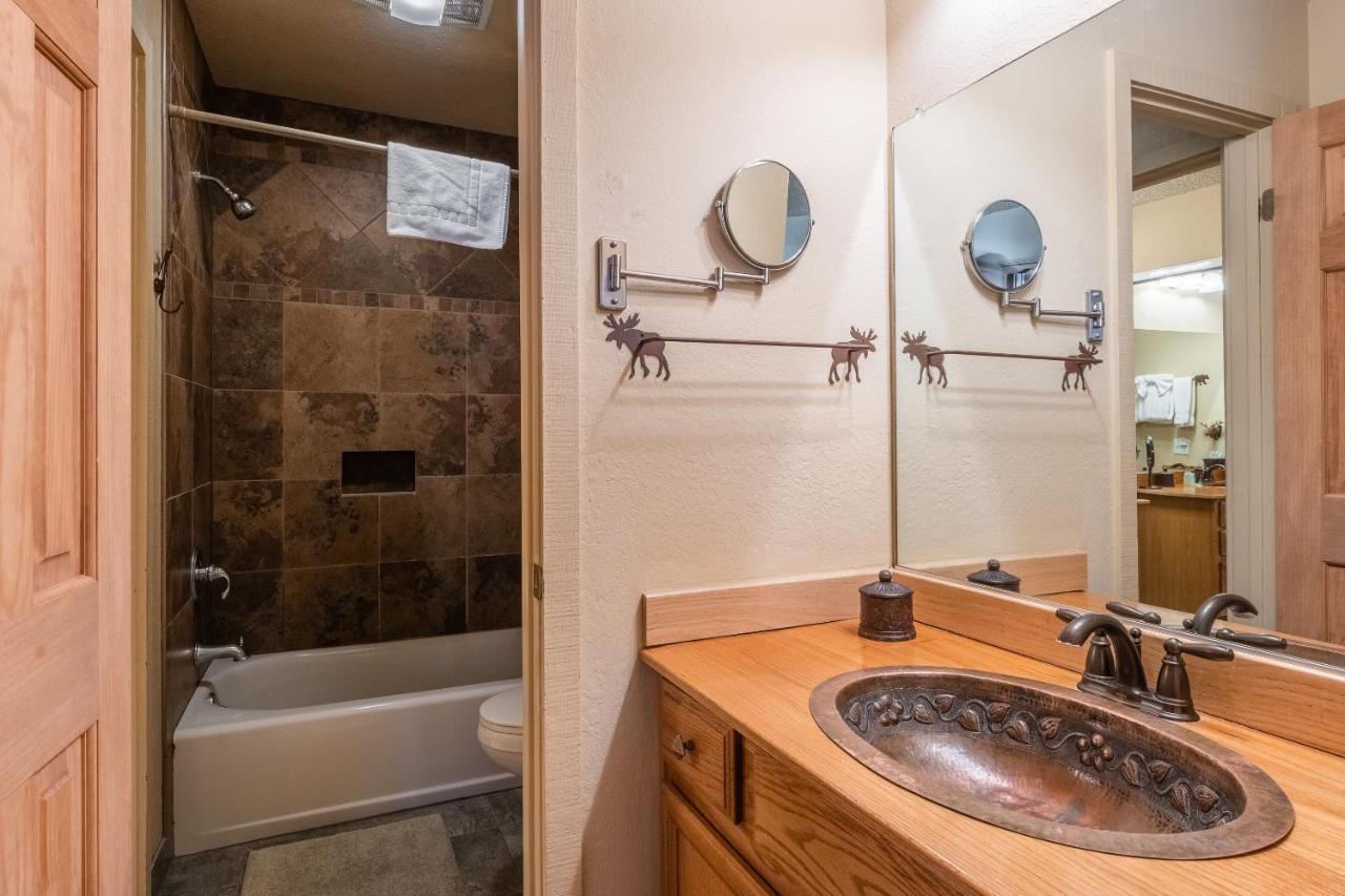 New Listing 2 Bedroom And Loft 2 Bath Summit E Bldg 12 Sleeps 8 Steps To Eagle Chair 15 * Mammoth Lakes