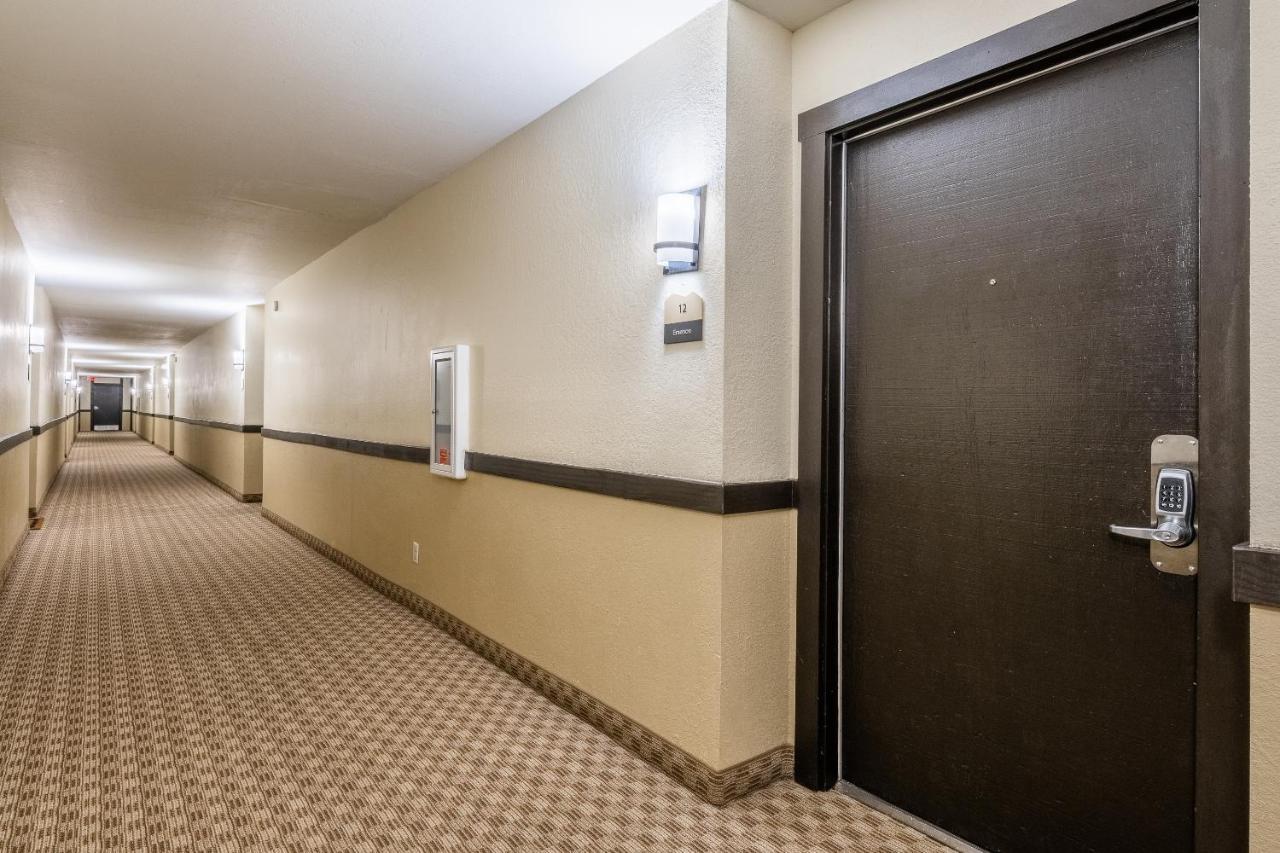 New Listing 2 Bedroom And Loft 2 Bath Summit E Bldg 12 Sleeps 8 Steps To Eagle Chair 15 Casa vacanze *