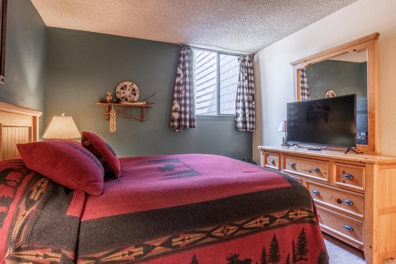 New Listing 2 Bedroom And Loft 2 Bath Summit E Bldg 12 Sleeps 8 Steps To Eagle Chair 15